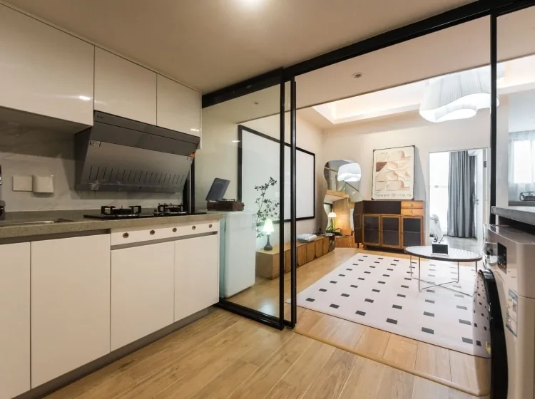 Photo 2 of Sunny South‑Facing 2‑Bedroom | WESU Service Apartment Bagualing, Futian District 62sqm