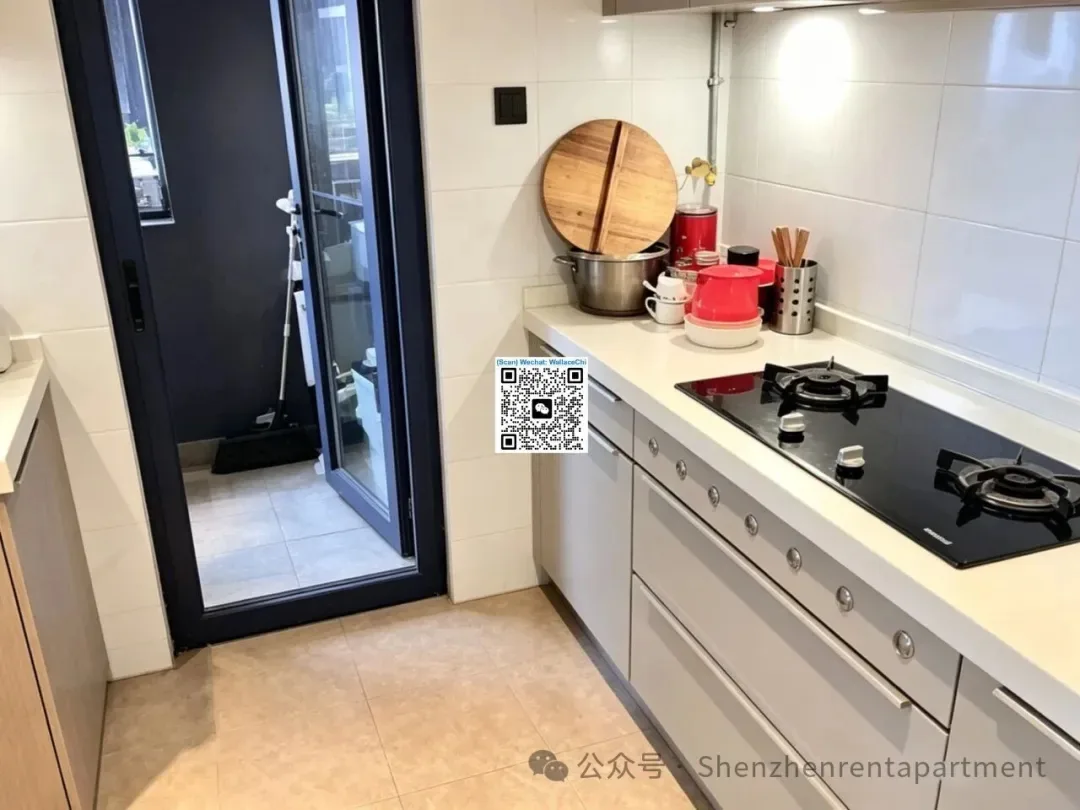 Photo 3 of The Peninsula3 | 141㎡ 4BR 2BA | Seaview | Furnished | ¥28,000/Mth