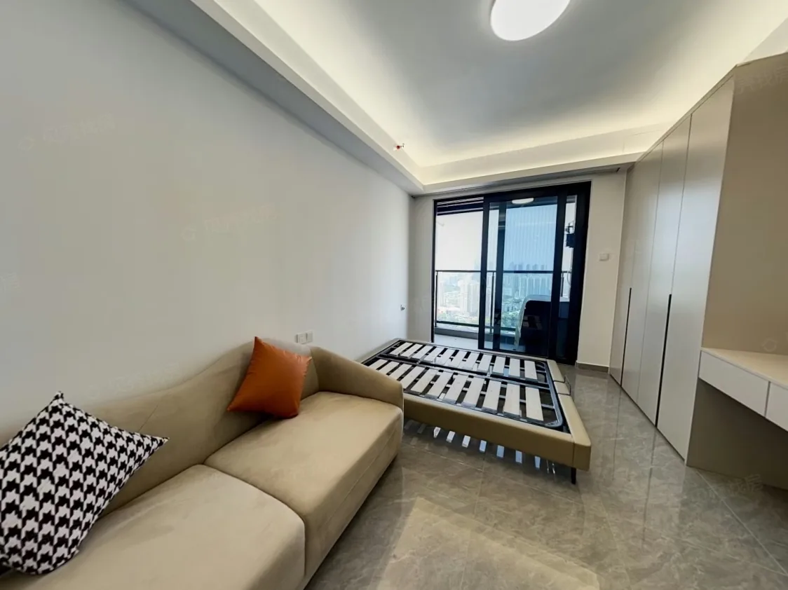 Brand new studio near Futian Civic center / Lianhuashan mountain — main photo