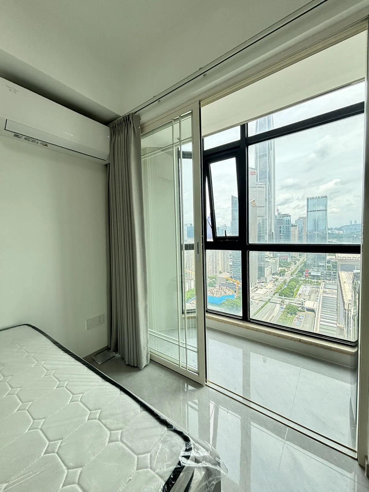 Photo 4 of Clean and nice Futian Cocopark / Exhibition center  2 bedroom apartment 