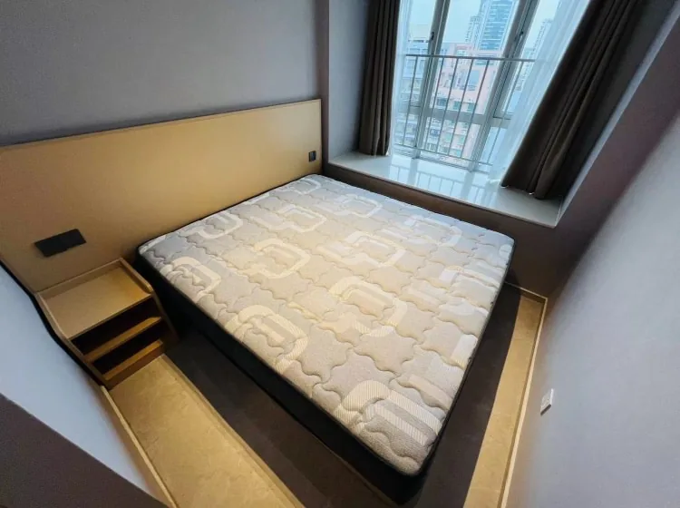 Photo 6 of Excellent Deal! Spacious 100sqm 3-Bed 2-Bath | Futian Gangxia Hui
