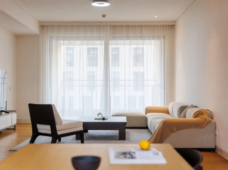 Photo 2 of Futian lovely garden UpperHills | 4BR 2BA for rent 38000