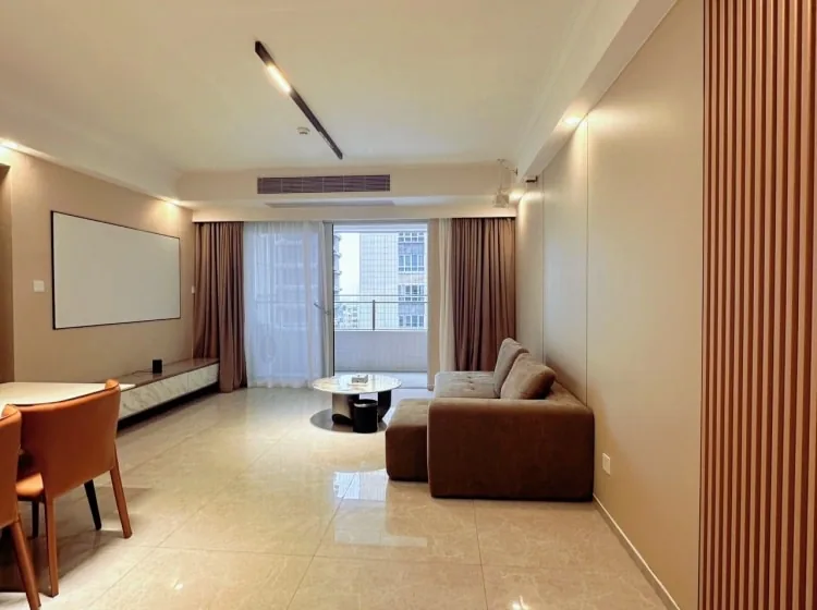 Photo 2 of Great Value! Spacious 120sqm 3-Bed 2-Bath | Prime Futian Gangxia Hui