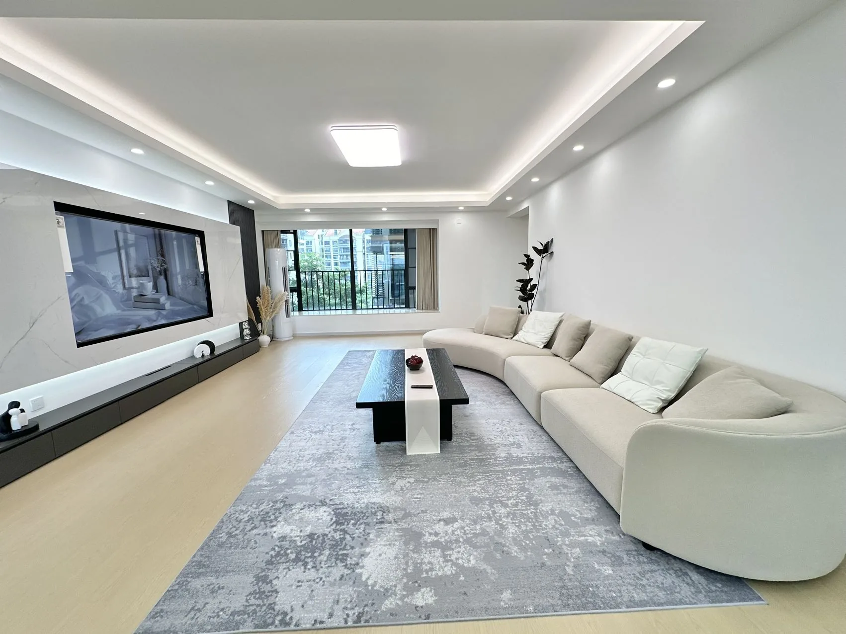 Photo 2 of Futian Clear Water Bay Phase 16, Tower 1,  💰 Rent: ¥38,000/month