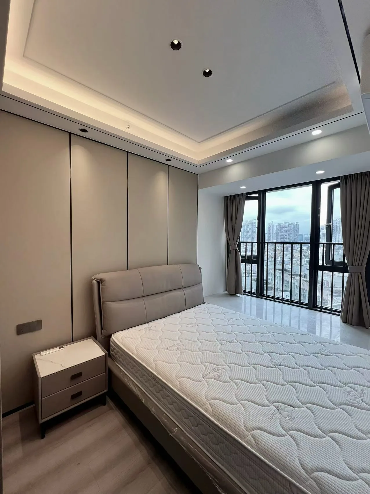 Photo 6 of Brand new Zhongzhou Binhai Huafu Phase 1, Unit A-11C, Xiasha, Futian