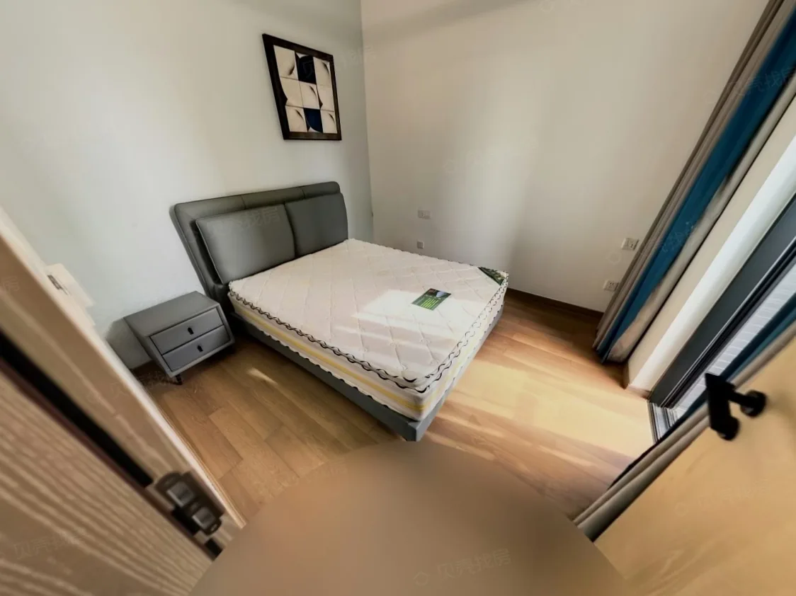Photo 6 of Great Value! Spacious 82sqm 3-Bed 1-Bath | Zhongzhou Coastal Commercial Center 82 sqm · 3 Bedrooms · 1 Bathroom