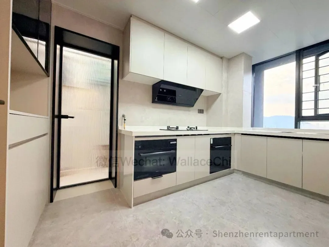 Photo 7 of The Peninsula 2 | 158㎡ | 4BR 2BA | Renovated | Seaview | ¥25,000/Mth