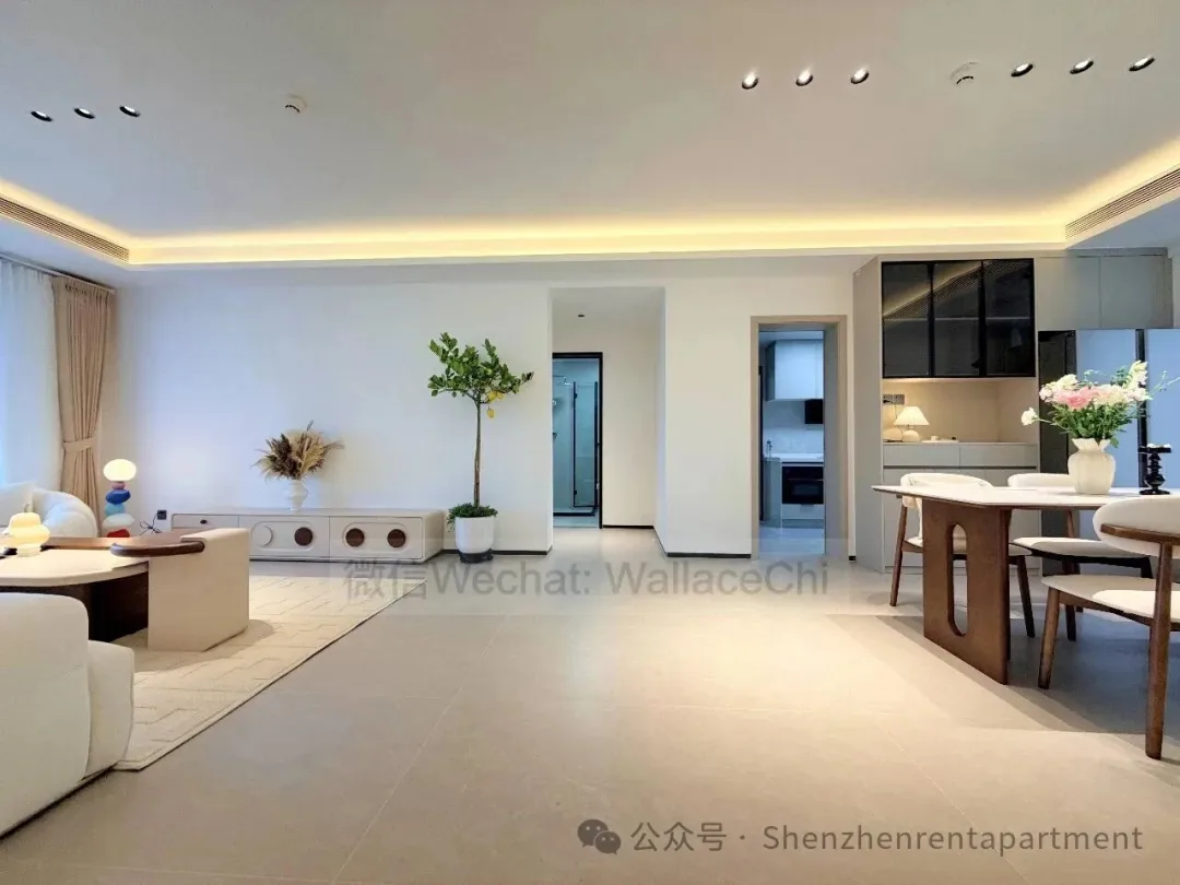 Photo 2 of The Peninsula 2 | 158㎡ | 4BR 2BA | Renovated | Seaview | ¥27,000/Mth
