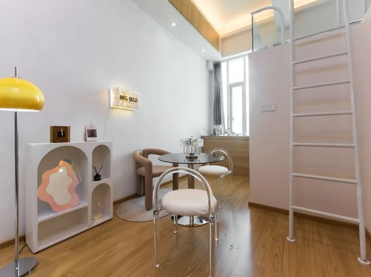 Photo 4 of Bright Airy 3‑BR Serviced Apartment｜Prime Hongling North Location
