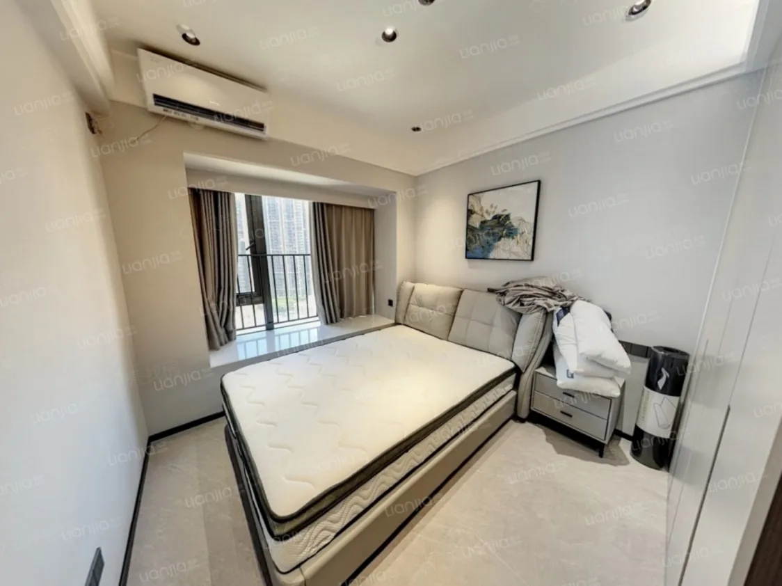 Photo 4 of Futian Shangsha / Xiasha nice and new 3 bedrooms 130 sqm, rent 17000 rmb 