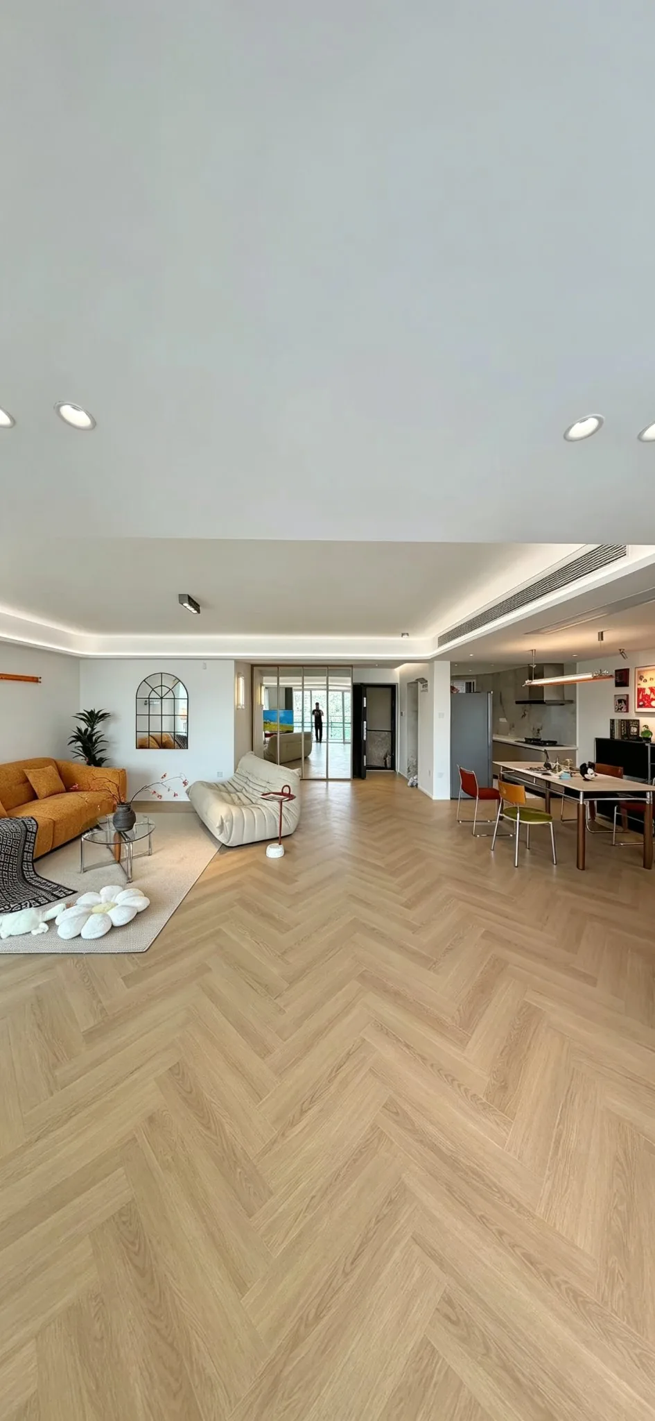 Photo 7 of central Futian · 2 Bed 2 Bath · 136 sqm