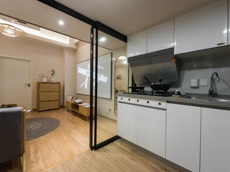 Photo 2 of 🏠 Futian Cozy Serviced Apartment | 51㎡ 3‑Bed 1‑Bath | ¥7800/month Ready for move‑in