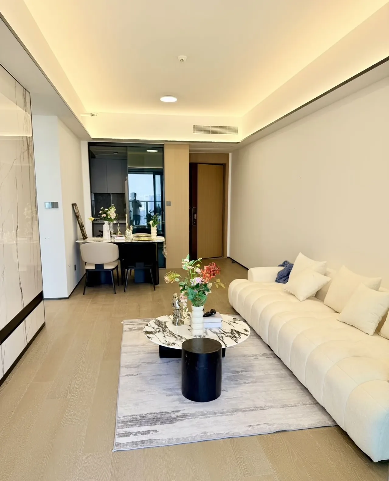 Photo 2 of Futian · Zhongzhou Binhai Huafu (Zhongzhou Bay) 3 bed 2 bath | 96㎡ | RMB 14,000/month