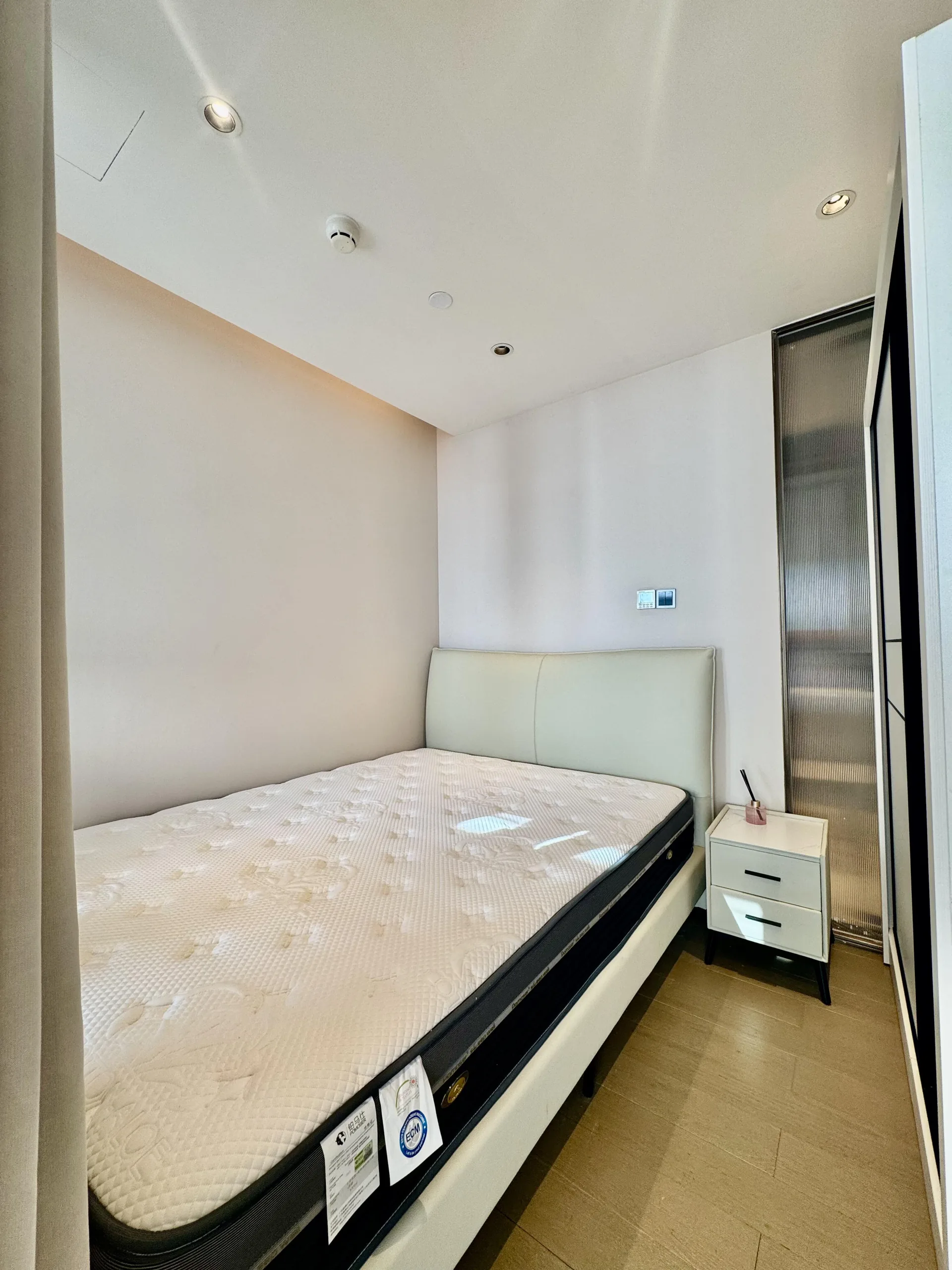 Photo 2 of Spacious Regular 1 Bed 1 Bath at Zhongzhou Bay, Next to KK ONE Property Details