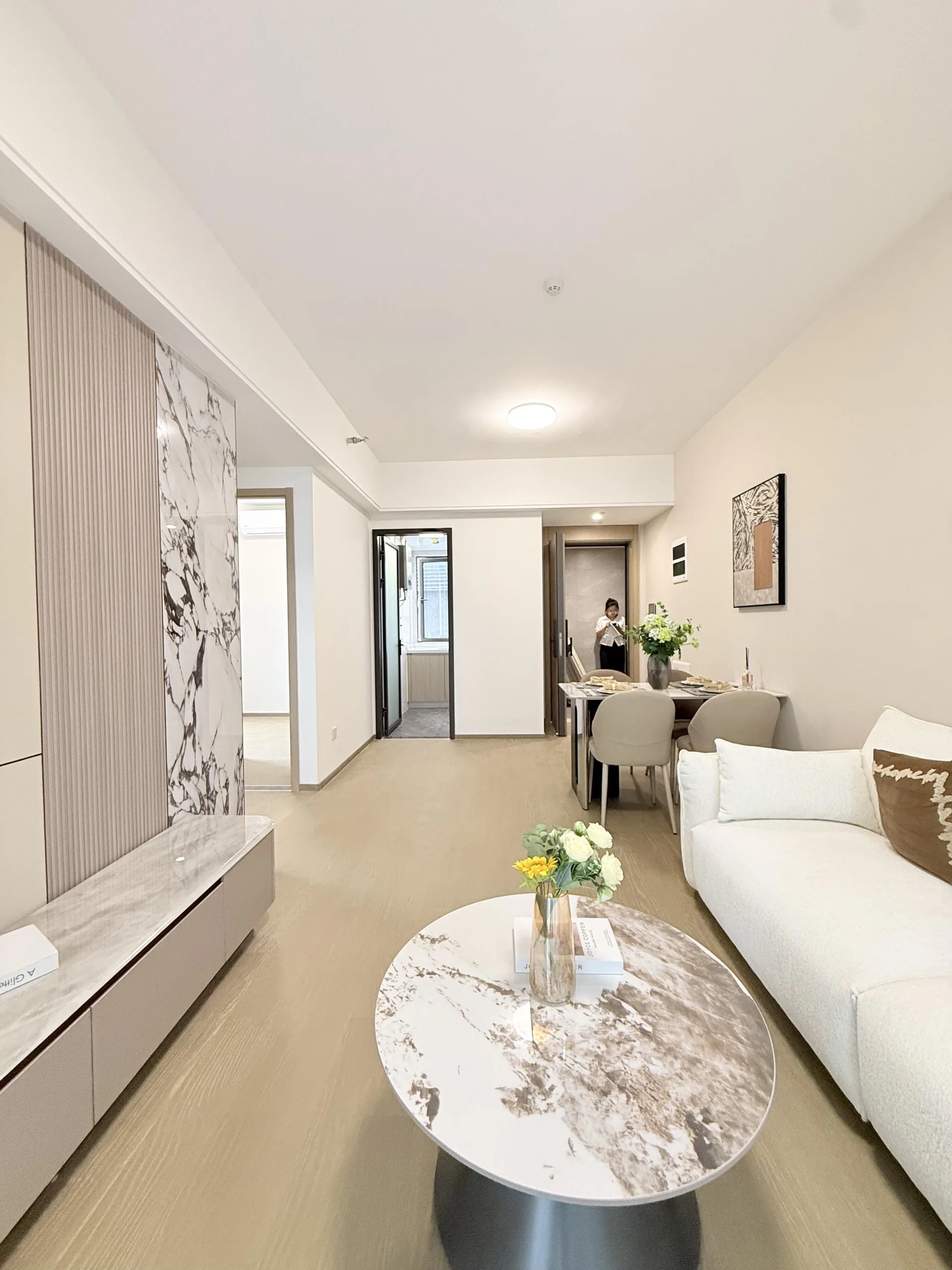 Photo 4 of Zhongzhou Binhai Huafu (C Future City), Futian 2 Bedrooms, 1 Bathroom | 64㎡ | Rent: ¥9000+/month