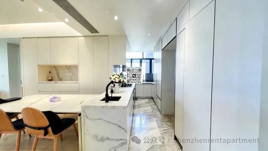 Photo 2 of The Peninsula1 | 137㎡ 3BR 2BA | Renovated | Seaview | Furnished | ¥26,000/Mth