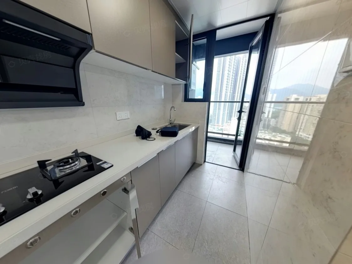 Photo 6 of Premium Spacious 2-Bedroom 1-Bath Empty Unit