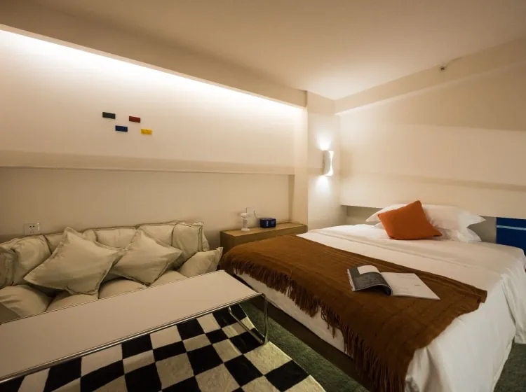 Photo 5 of Spacious Modern 2‑BR Serviced Apartment｜Steps from Hongling North Metro