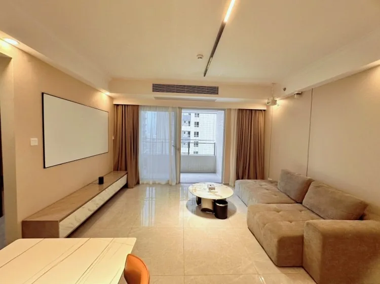 Great Value! Spacious 120sqm 3-Bed 2-Bath | Prime Futian Gangxia Hui — main photo