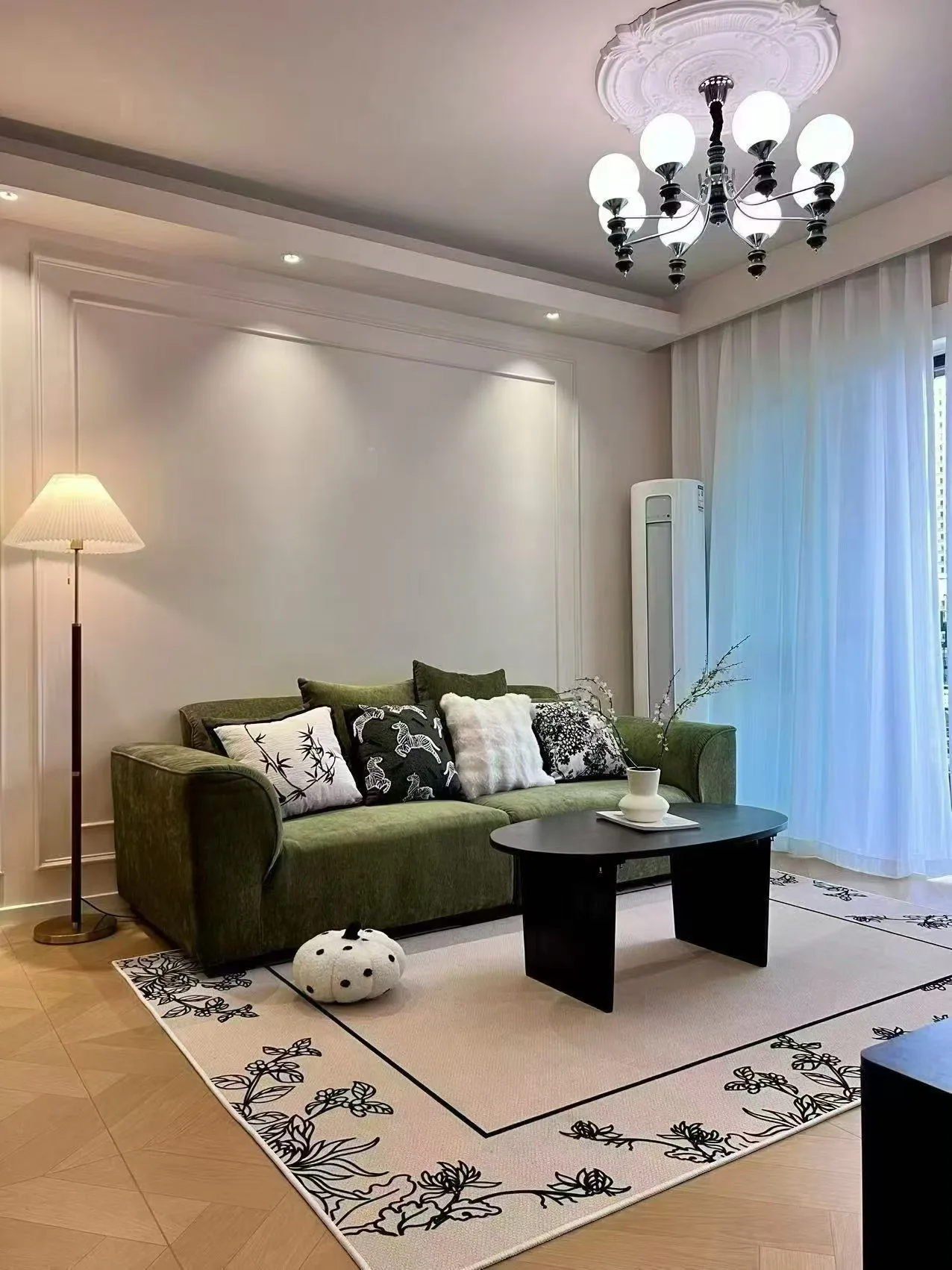 Photo 5 of Gorgeous 2 bedrooms, rent 12000 rmb, One Avenue (Futian)
