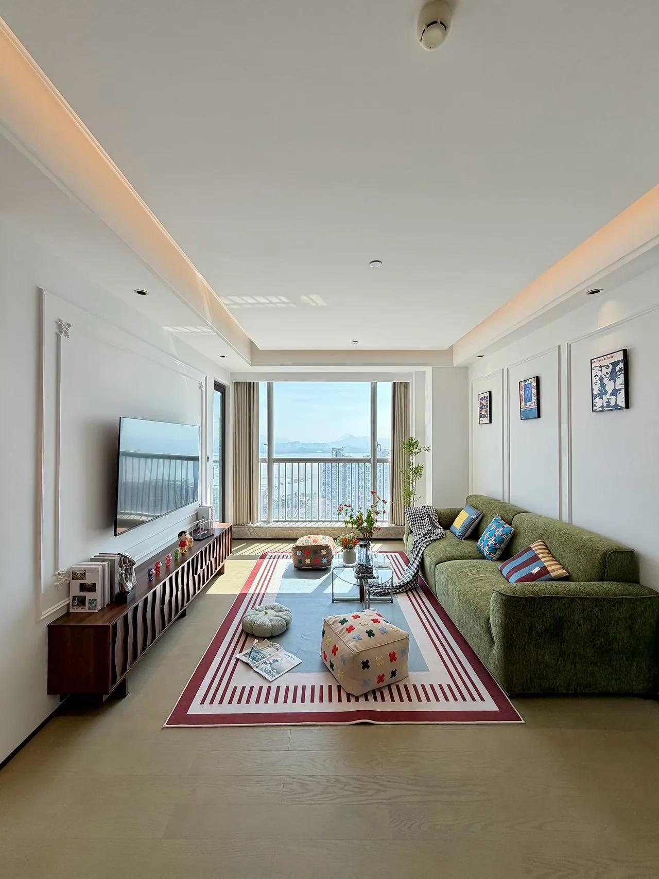 Nice 2 bedrooms, Zhongzhou Binhai Commercial Center, Unit B-5004 Futian rentals