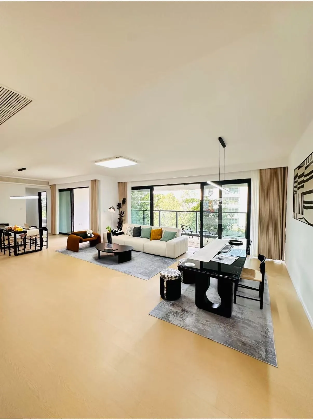 Photo 2 of Futian Fairview Park Phase IV (LOFT Mansion),  4 Bedrooms | 2 En-suites