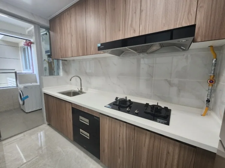 Photo 6 of Great Value! Spacious 120sqm 3-Bed 2-Bath | Futian Gangxia Hui