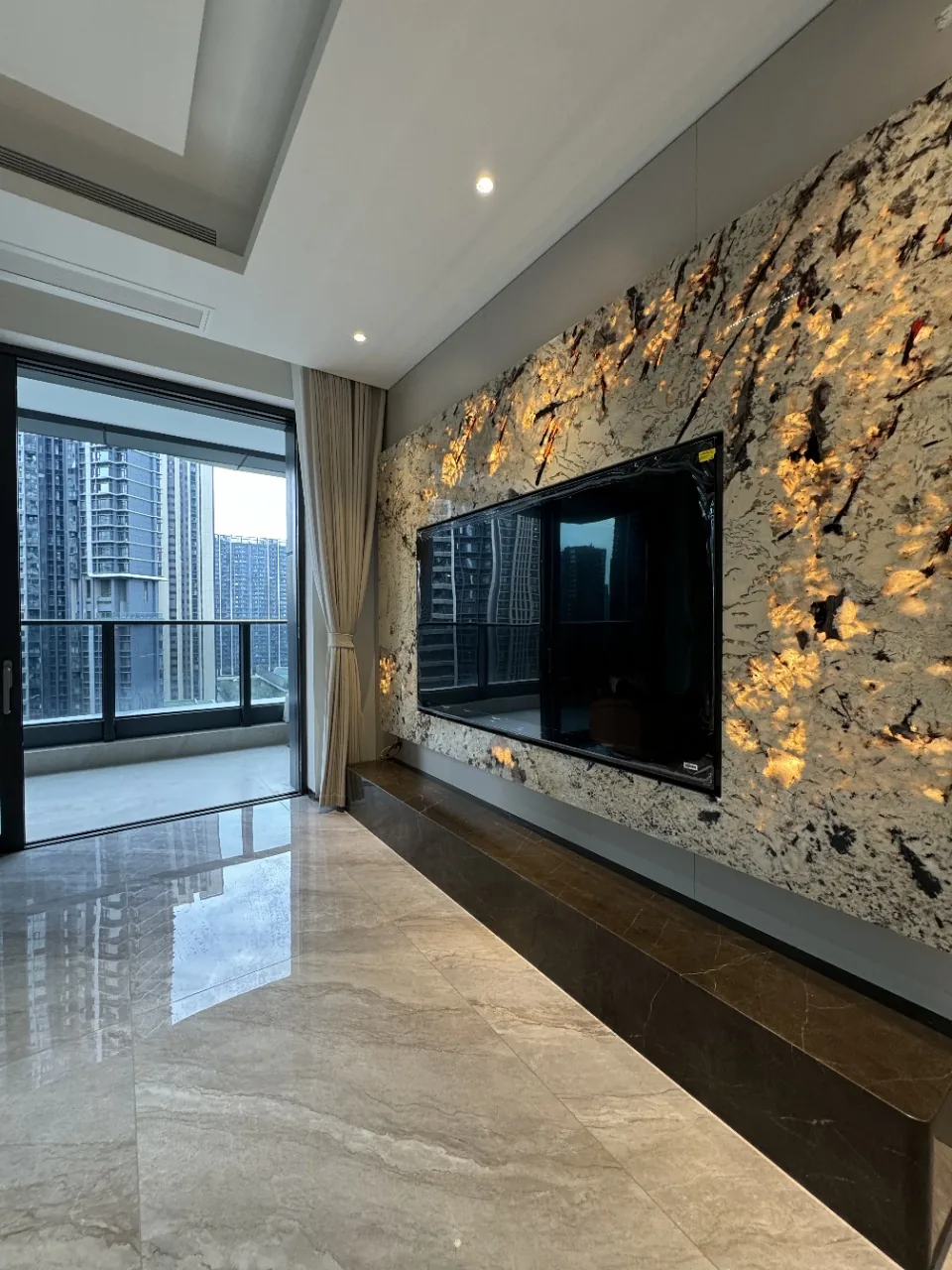 Photo 3 of Futian Hyde Park Garden | 195㎡ 4-bed with 2 en-suites