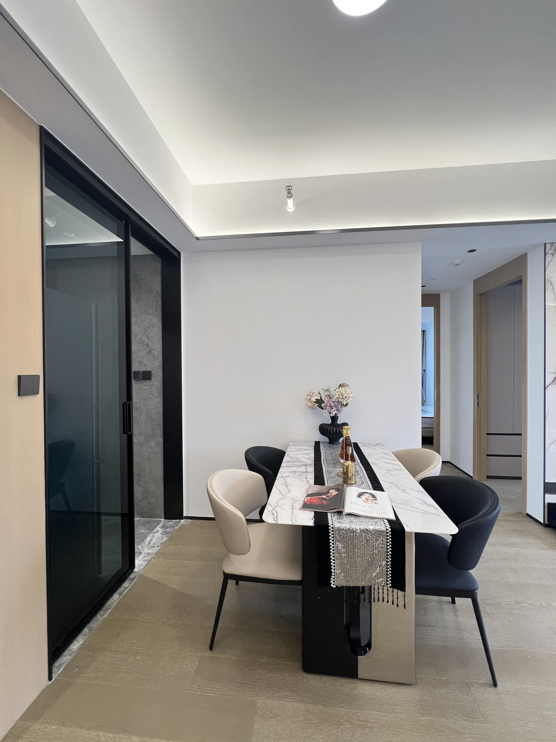 Photo 3 of Brand New 3 Bedroom Apartment at Zhongzhou Bay, Shangsha & Xiasha Metro Property Details