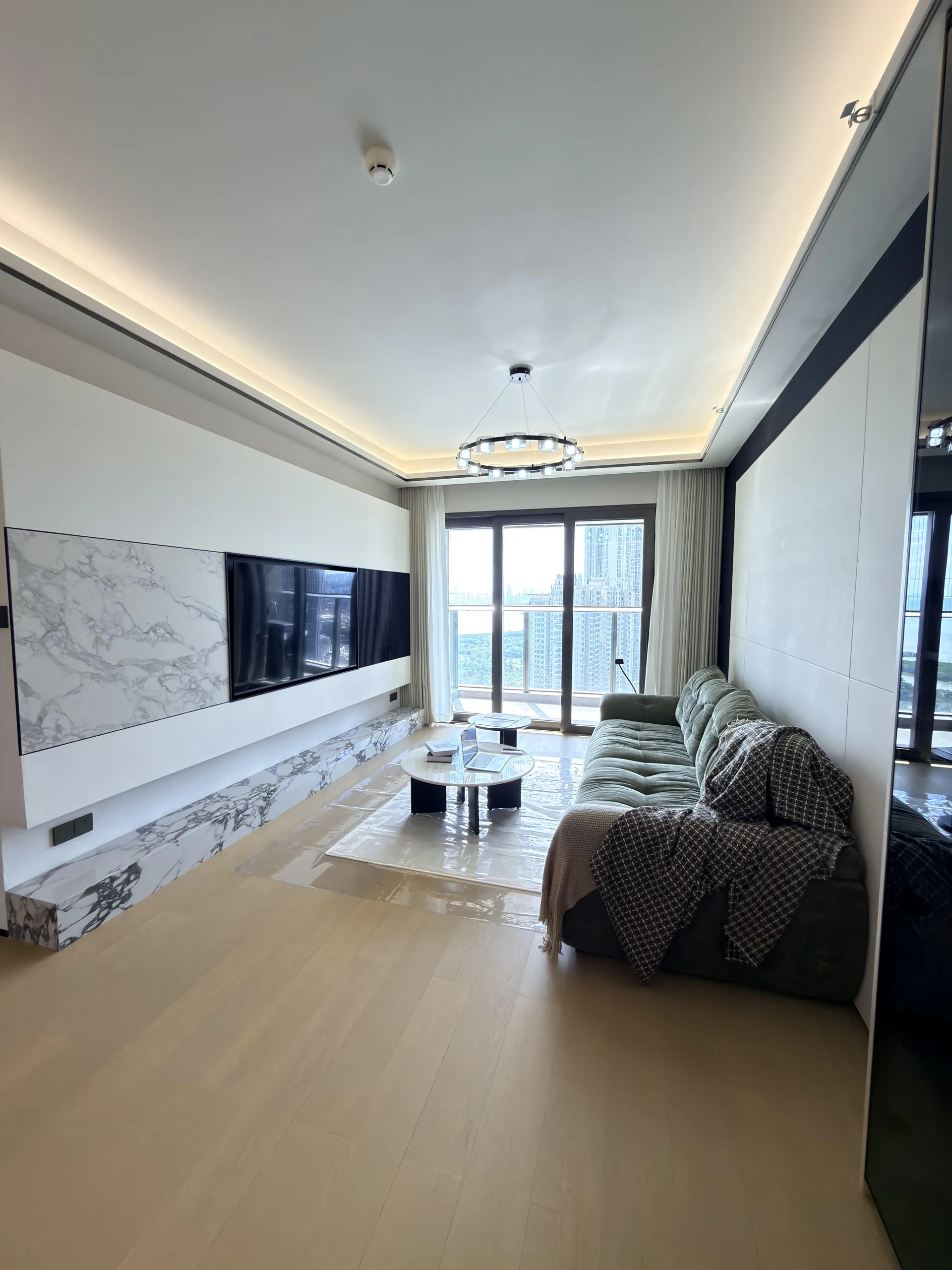 Photo 2 of Soft Cream Style Sea View Residence at Zhongzhou Bay Yinghai Property Details