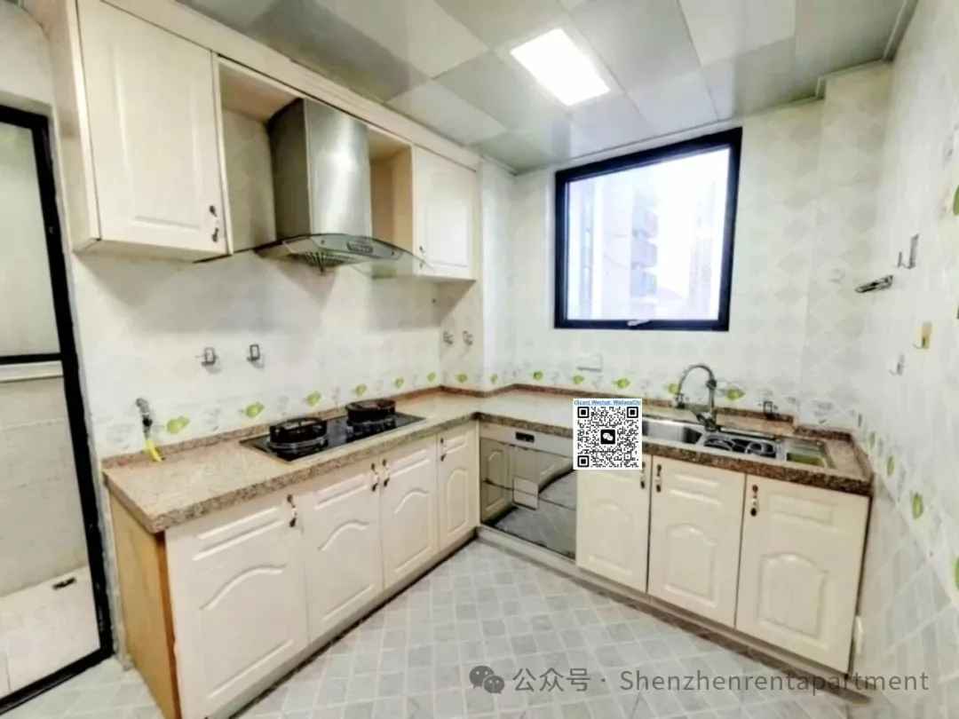 Photo 2 of The Peninsula 2 | 153㎡ | 3BR 2BA | Seaview | Furnished | ¥17,500/Mth