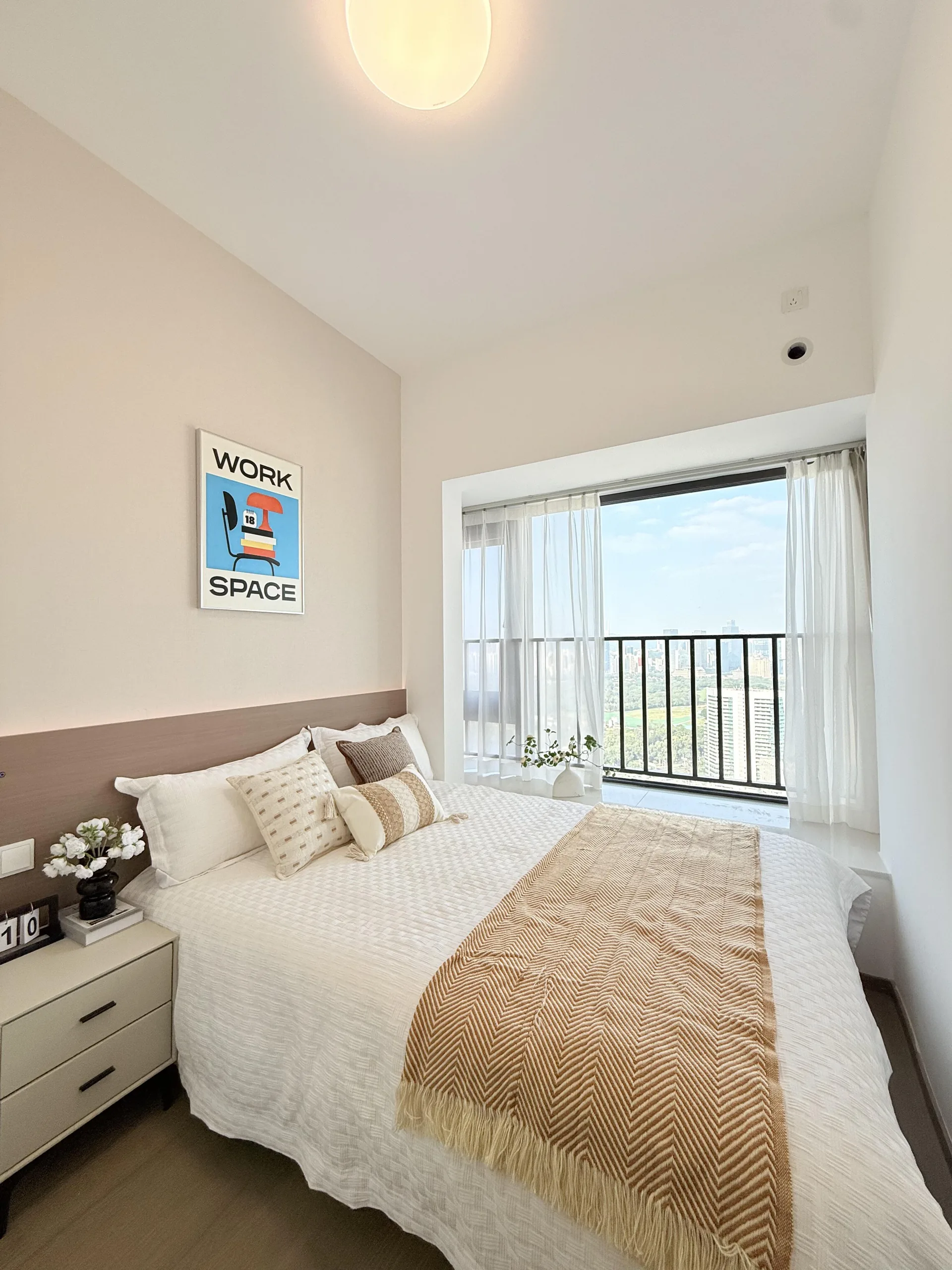 Photo 6 of Cozy 1 Bed 1 Living Apartment at Zhongzhou Bay, Shangsha Futian Property Details