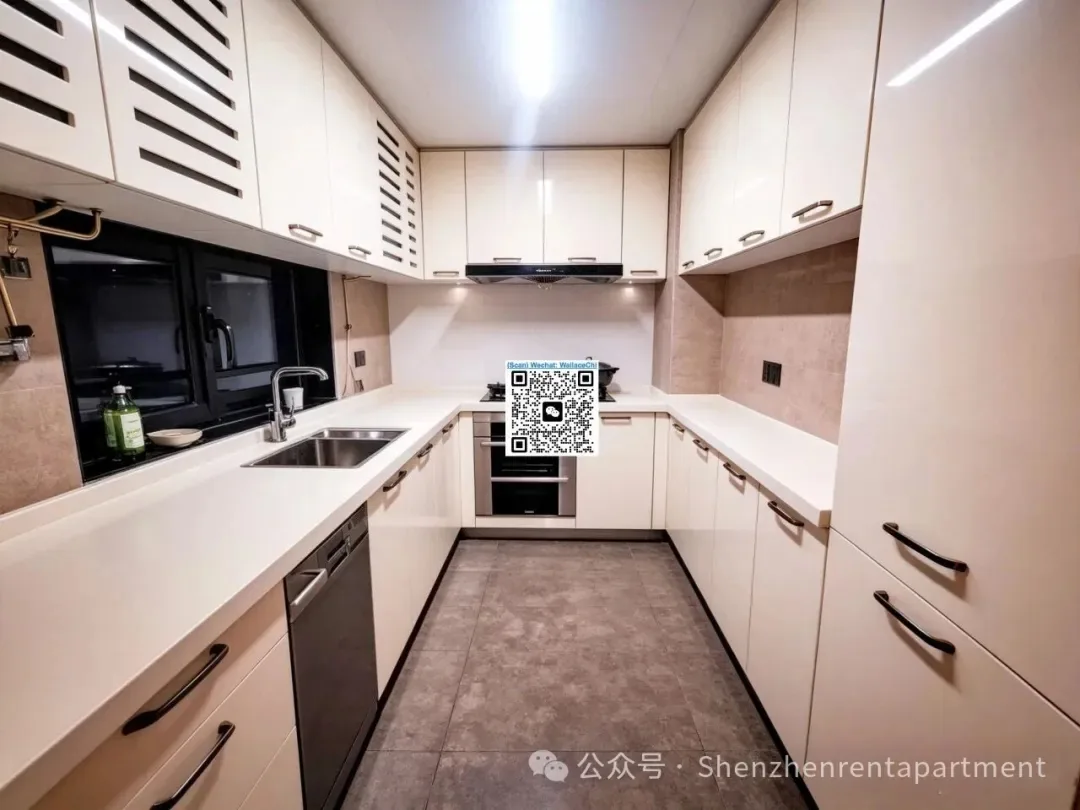 Photo 2 of Shekou Impression | 126㎡ 4BR 2BA | Furnished | ¥18,000/Mth