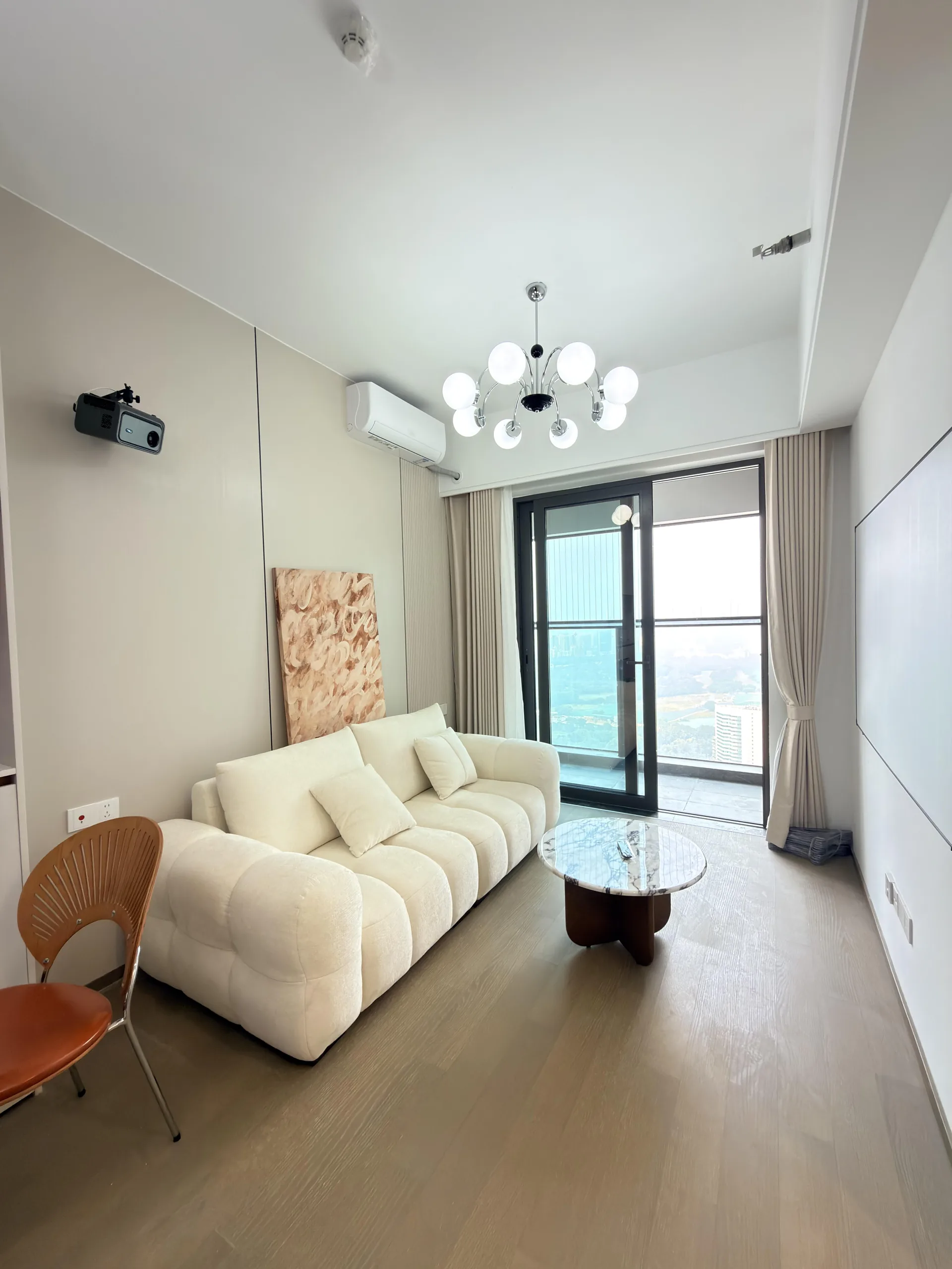 Photo 2 of  Elegant Light Luxury 1 Bed 1 Living at Zhongzhou Bay Yinghai Property Details 