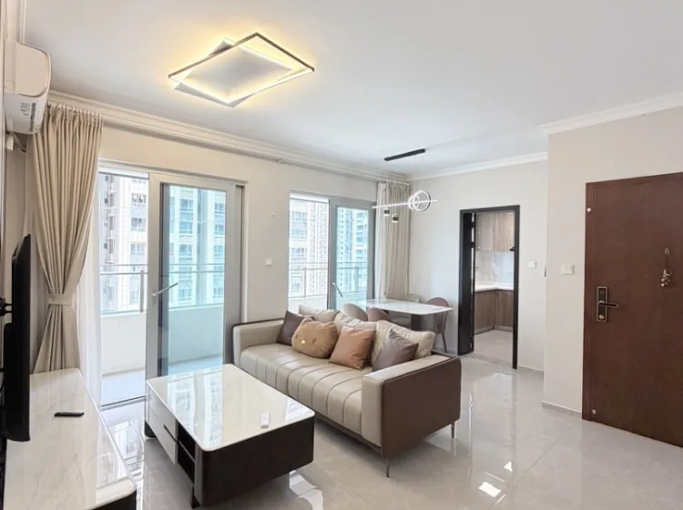 Hot Deal! Affordable 100sqm 3-Bed 2-Bath | Futian Gangxia Hui — main photo