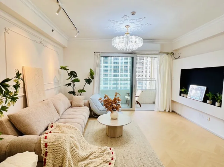 Spacious 120sqm Luxury 3-Bed 2-Bath | Futian Gangxia Hui Prime Rental — main photo