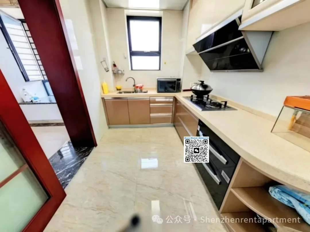 Photo 2 of The Peninsula 2 | 179㎡ 4BR 3BA | Seaview | Furnished | ¥22,000/Mth