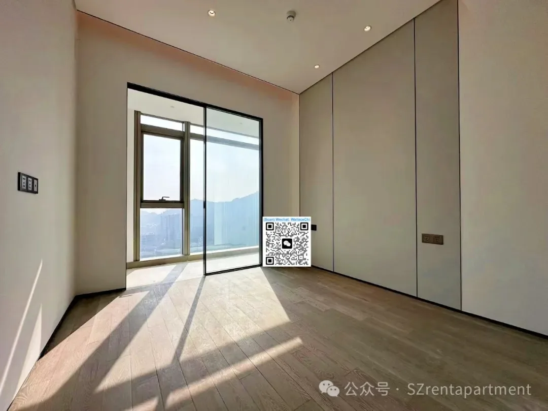 Photo 9 of Line 12,Sihai MTR | 197㎡ 3BR 3BA | Unfurnished | ¥30,000/Mth