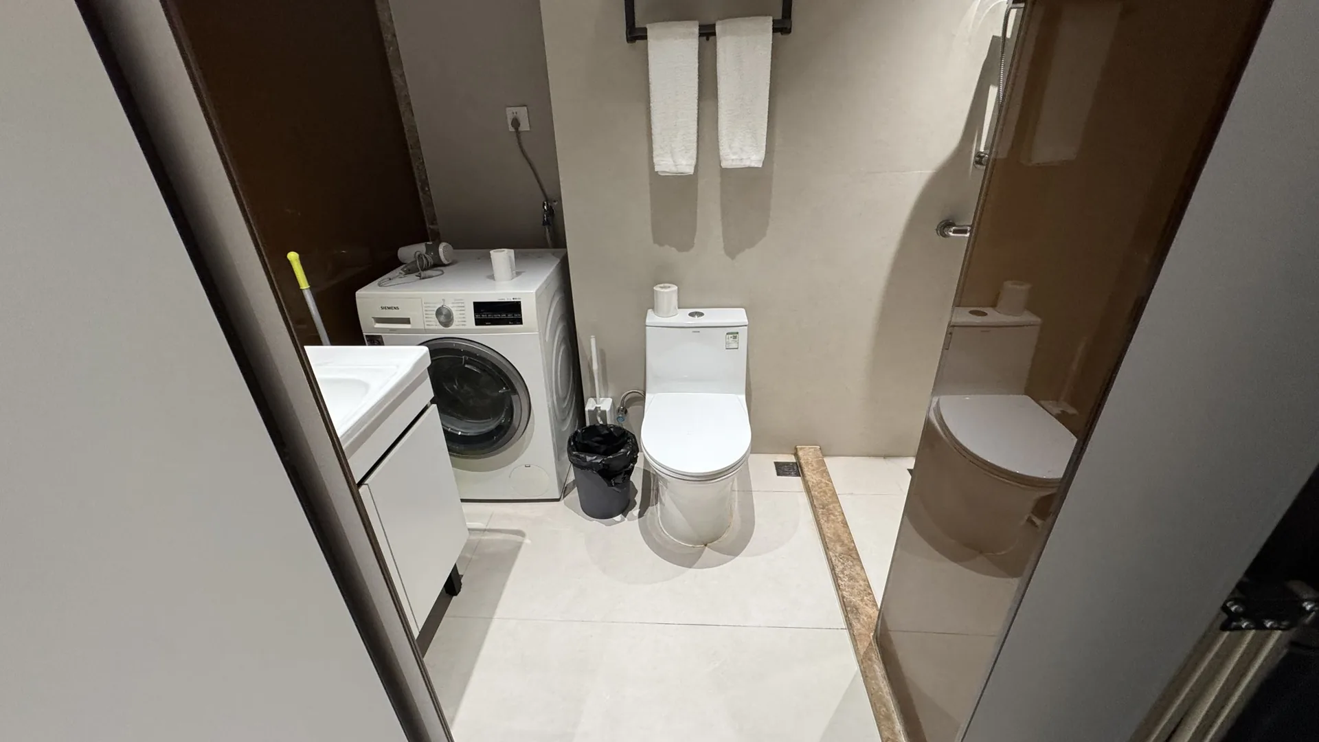 Photo 5 of Futian Jiafu Plaza, one bedroom and one living room, 48m²