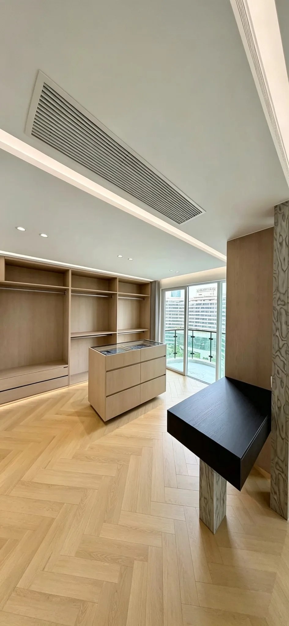Photo 3 of central Futian · 2 Bed 2 Bath · 136 sqm