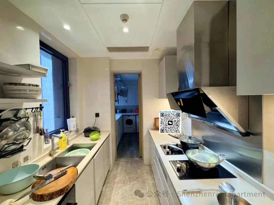 Photo 4 of The Peninsula3 | 159㎡ 4BR 2BA | Seaview | Furnished | ¥35,000/Mth