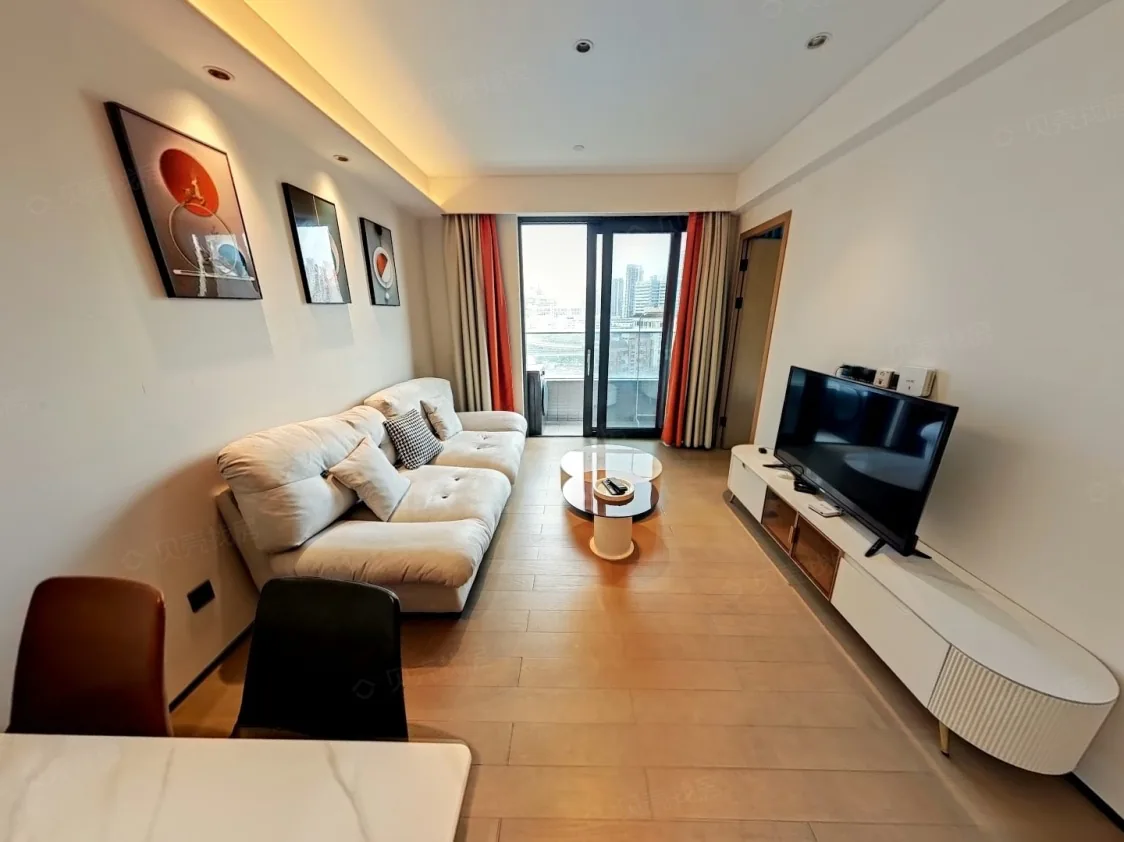 Futian shangsha beautiful 3 bedrooms on top of Zhongzhou shopping mall  — main photo