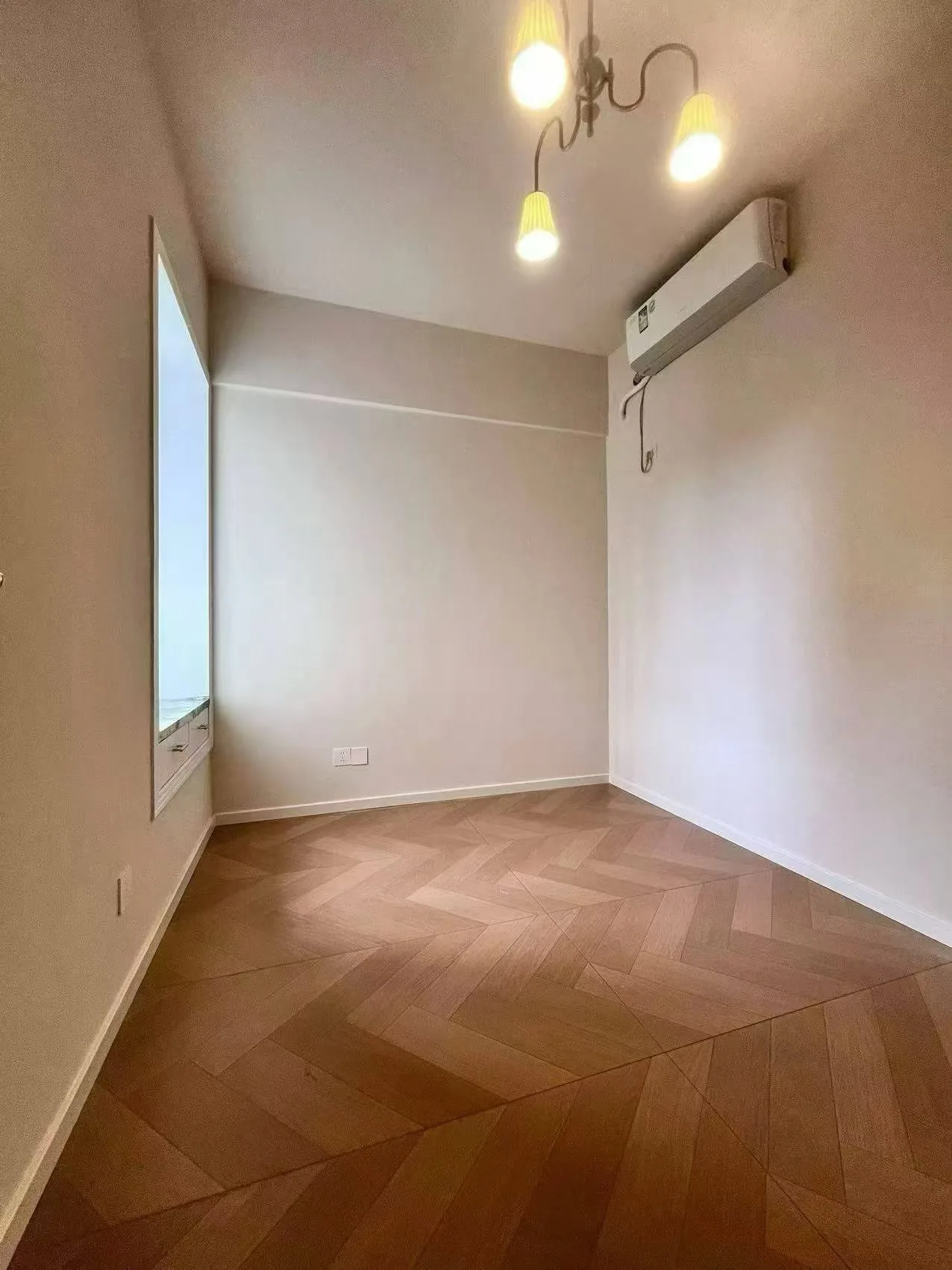 Photo 3 of Gorgeous 2 bedrooms, rent 12000 rmb, One Avenue (Futian)
