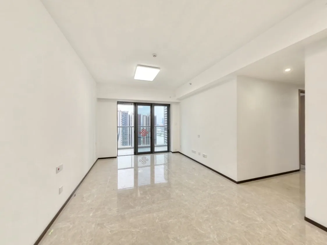 Photo 2 of Futian unfurnished 3 bedrooms, size of 105 sqm, rent 10800