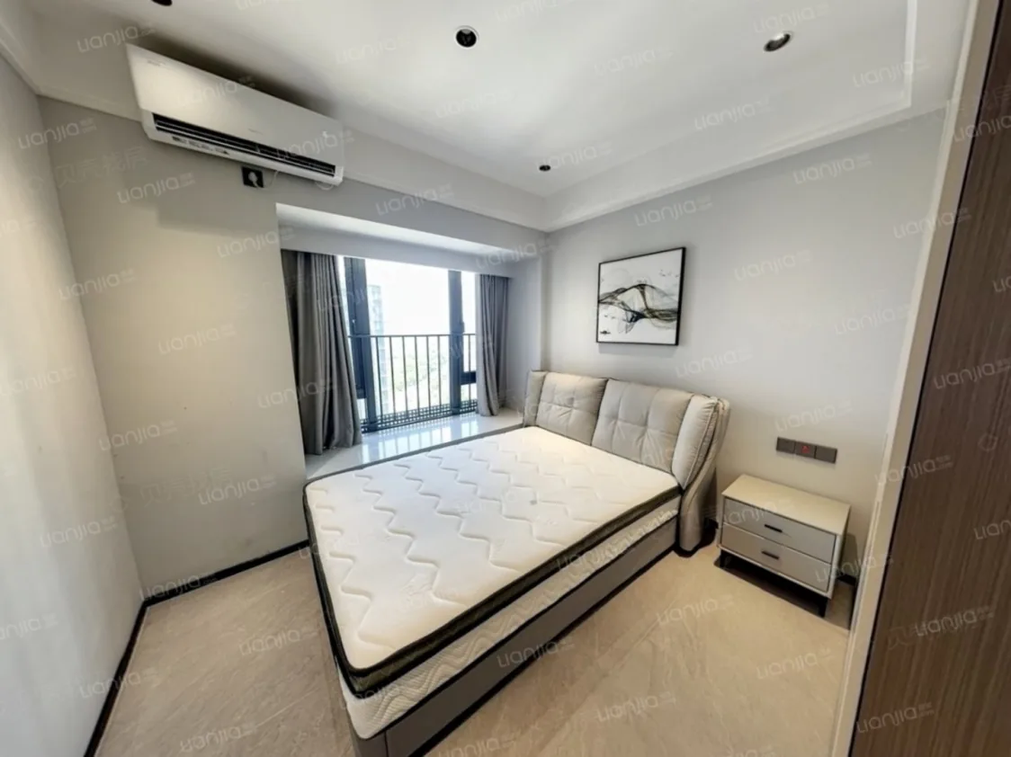 Photo 5 of Futian Shangsha / Xiasha nice and new 3 bedrooms 130 sqm, rent 17000 rmb 