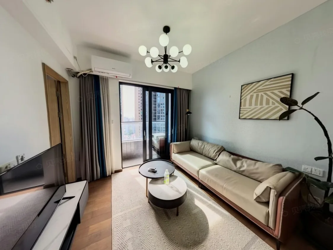 Photo 2 of Great Value! Spacious 82sqm 3-Bed 1-Bath | Zhongzhou Coastal Commercial Center 82 sqm · 3 Bedrooms · 1 Bathroom