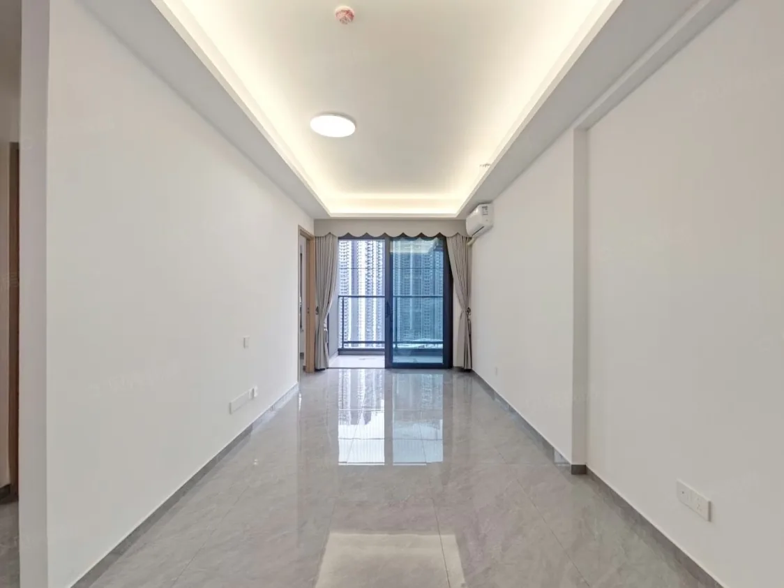 Minimalist 2-Bedroom 1-Bath Empty Apartment for 6000 rmb