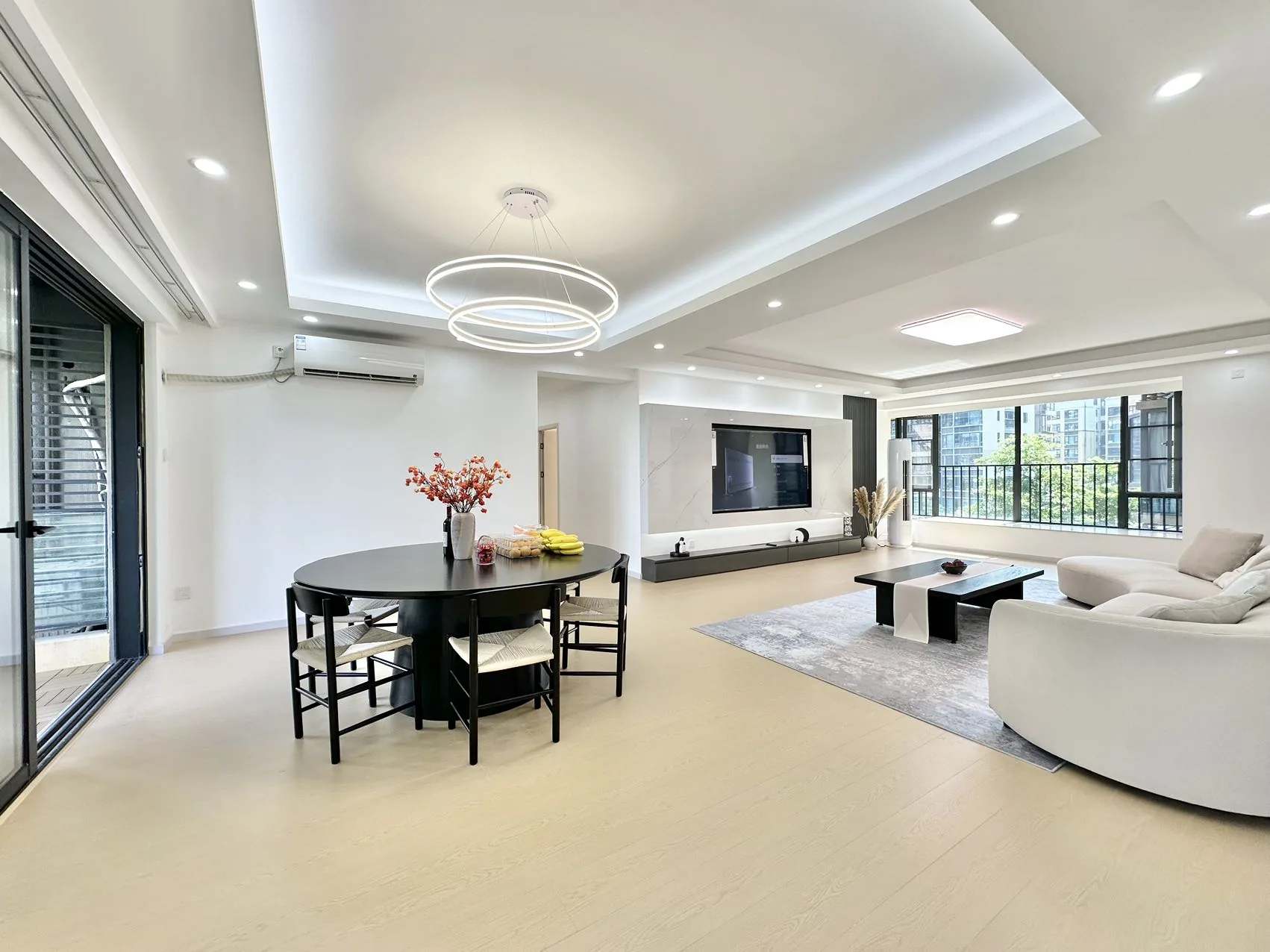Photo 5 of Futian Clear Water Bay Phase 16, Tower 1,  💰 Rent: ¥38,000/month