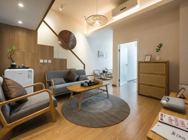Photo 4 of 🏠 Futian Cozy Serviced Apartment | 51㎡ 3‑Bed 1‑Bath | ¥7800/month Ready for move‑in