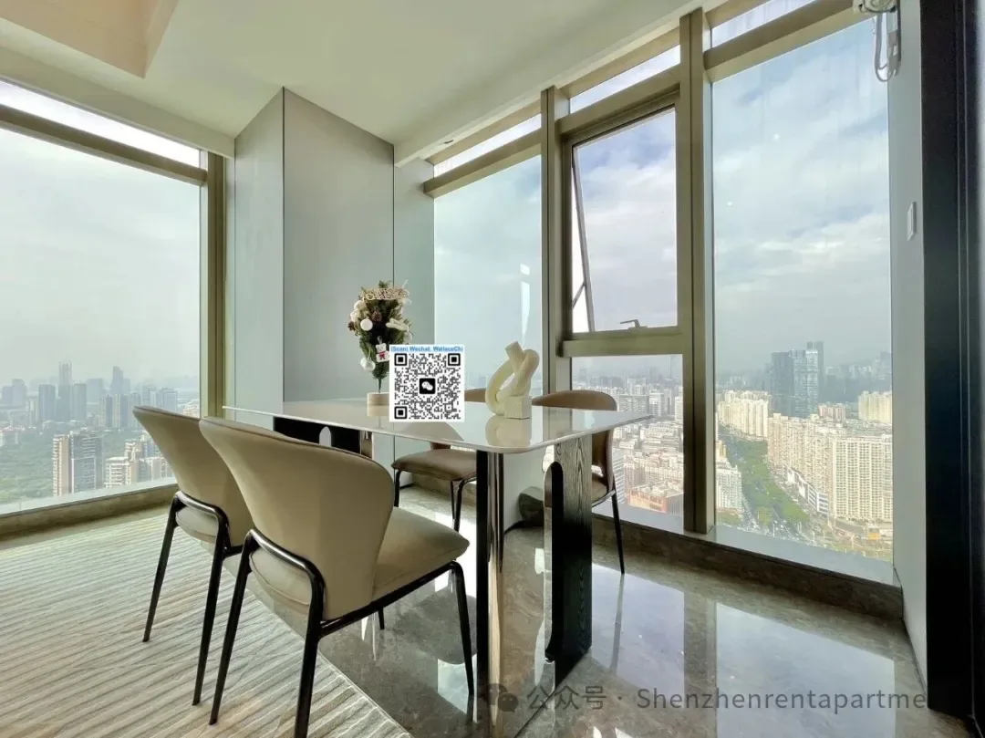 Photo 3 of Sihai MTR | 131㎡ 2BR 2BA | Open Oven Dishwasher Kitchen | ¥18,500/Mth